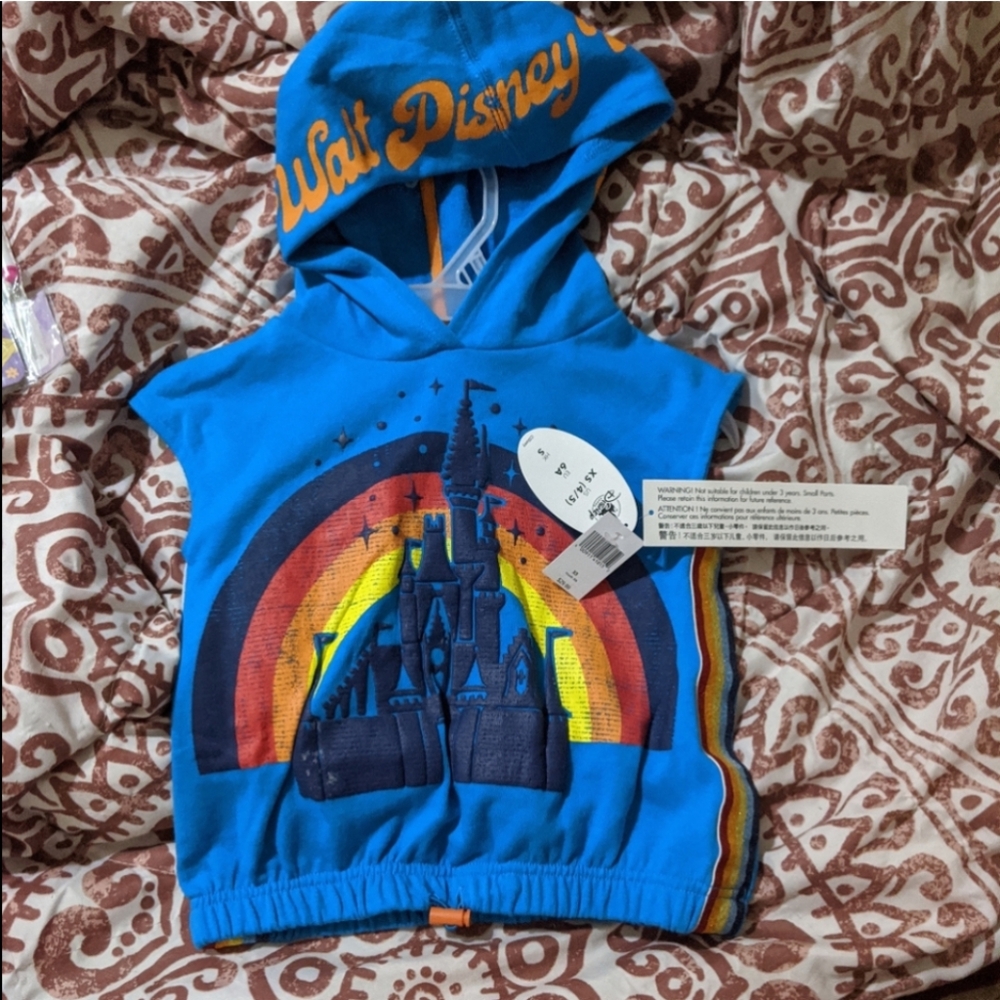 Walt Disney World Park Merch Youth Sleeveless Hooded Castle Rainbow Retro Top Xs